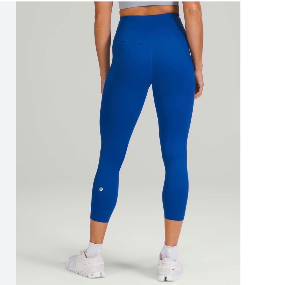 Lululemon Base Pace High-Rise Crop 21" Blue Leggings Size 18